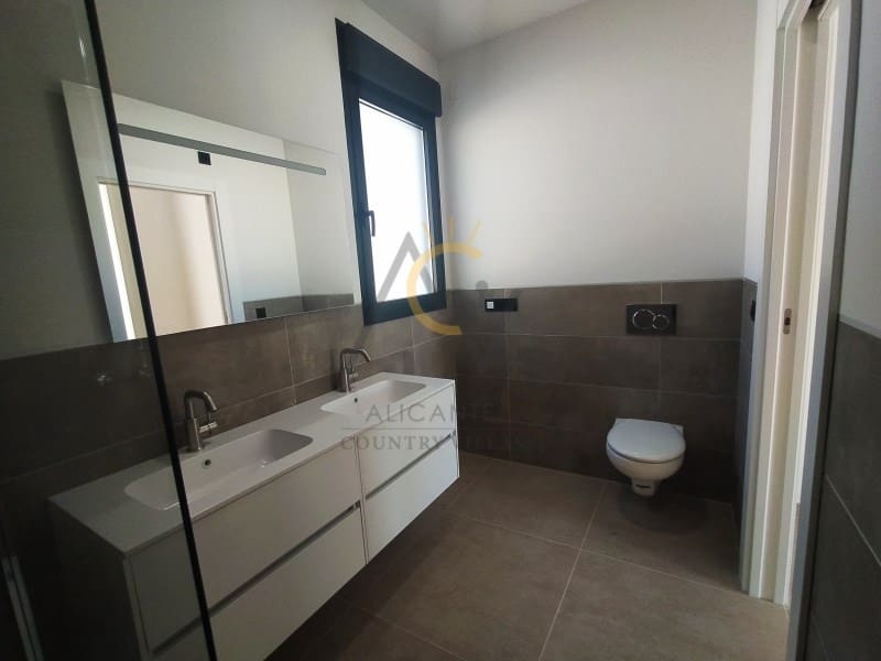 3 bedroom Villa for sale in La Romana with pool garage - € 449,500 (Ref: 5690531)