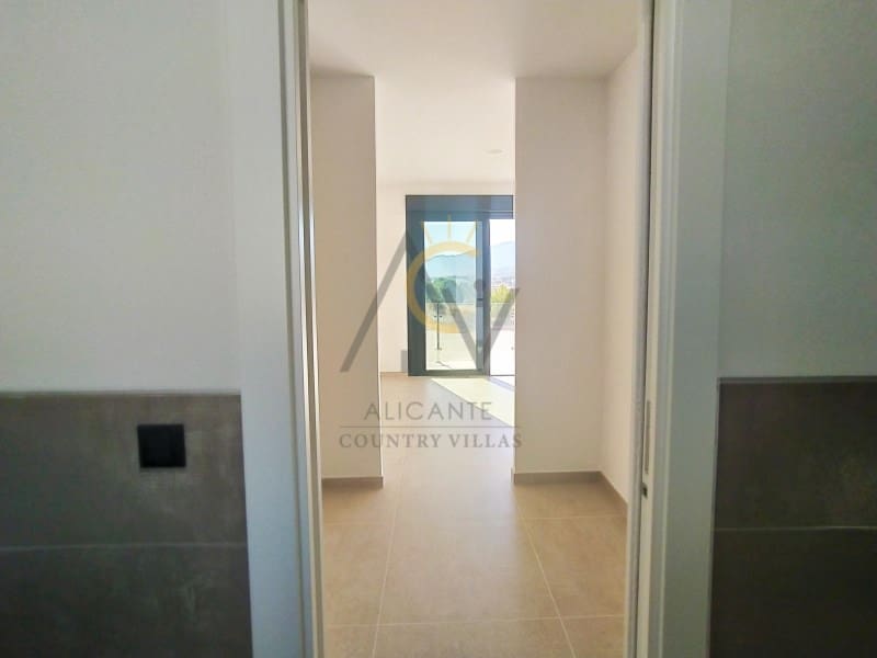 3 bedroom Villa for sale in La Romana with pool garage - € 449,500 (Ref: 5690531)