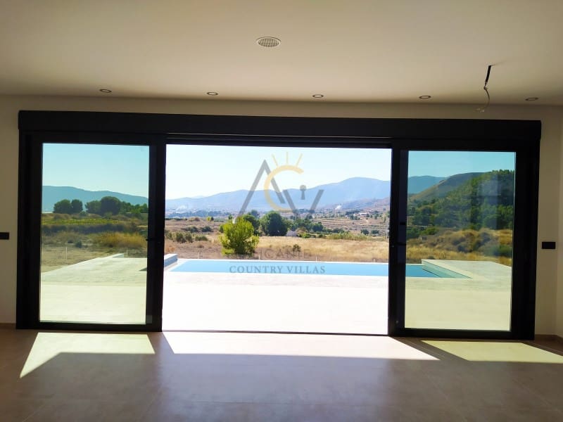 3 bedroom Villa for sale in La Romana with pool garage - € 449,500 (Ref: 5690531)