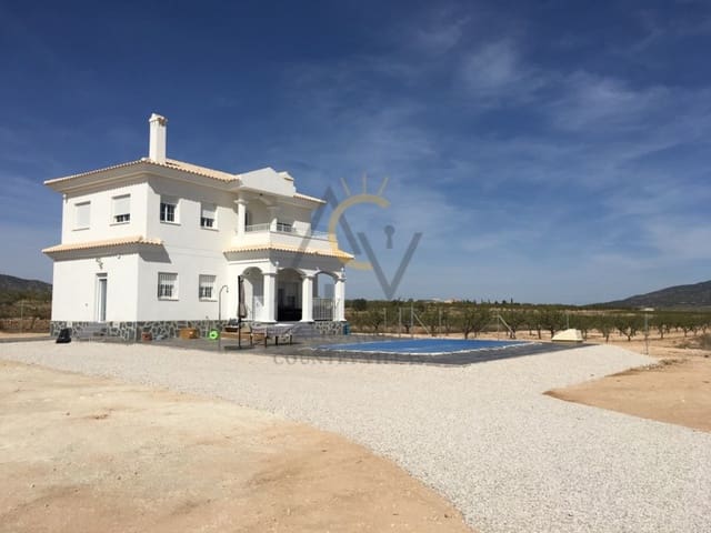 3 Zimmer Villa zu verkaufen in Pinoso mit Pool - 273.000 € (Ref: 5877690)