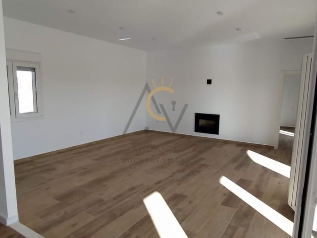 4 bedroom Villa for sale in Pinoso with pool garage - € 305,000 (Ref: 5877691)