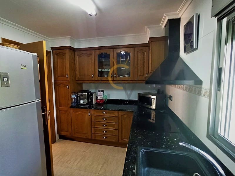 4 soveværelse Villa til salg i La Romana med swimmingpool garage - € 275.000 (Ref: 6652351)