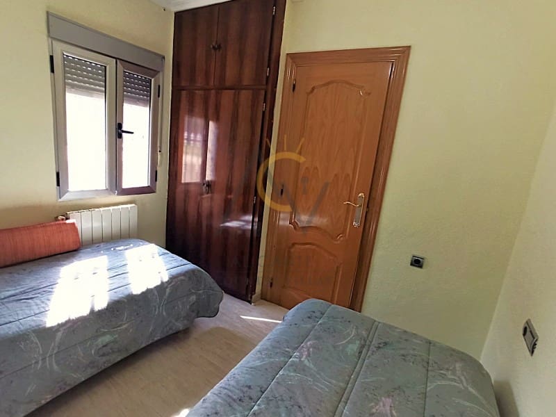 4 soveværelse Villa til salg i La Romana med swimmingpool garage - € 275.000 (Ref: 6652351)