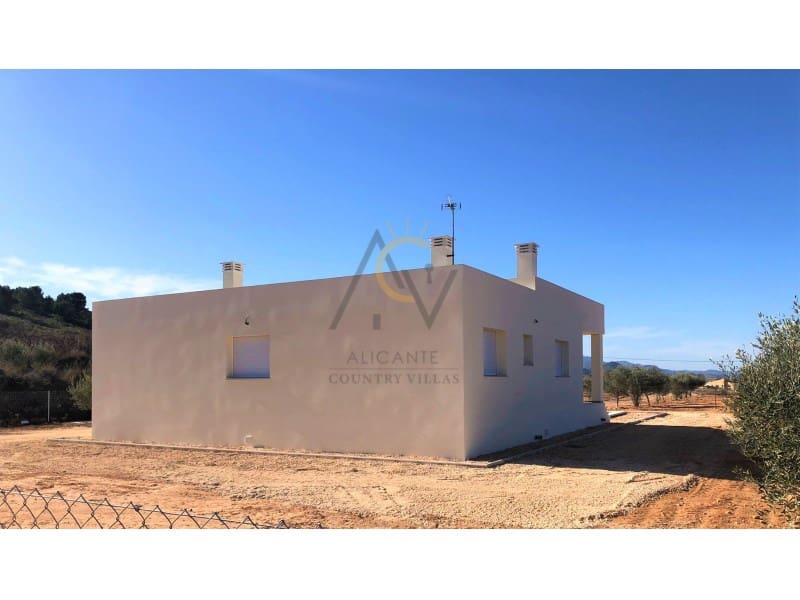 3 slaapkamer Villa te koop in Pinoso met zwembad - € 335.000 (Ref: 6731029)