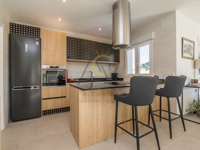 3 chambre Villa/Maison à vendre à Pinoso avec piscine - 410 000 € (Ref: 6733515)