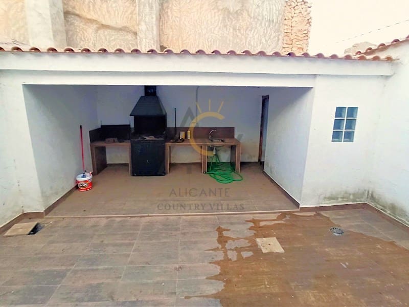 3 bedroom Townhouse for sale in Monovar / Monover with pool garage - € 119,900 (Ref: 6809638)