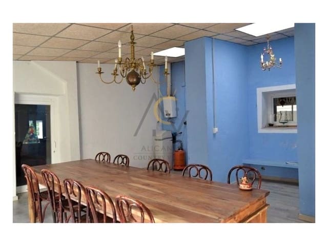 3 bedroom Townhouse for sale in Monóvar / Monóver with pool garage - € 119,900 (Ref: 6809638)