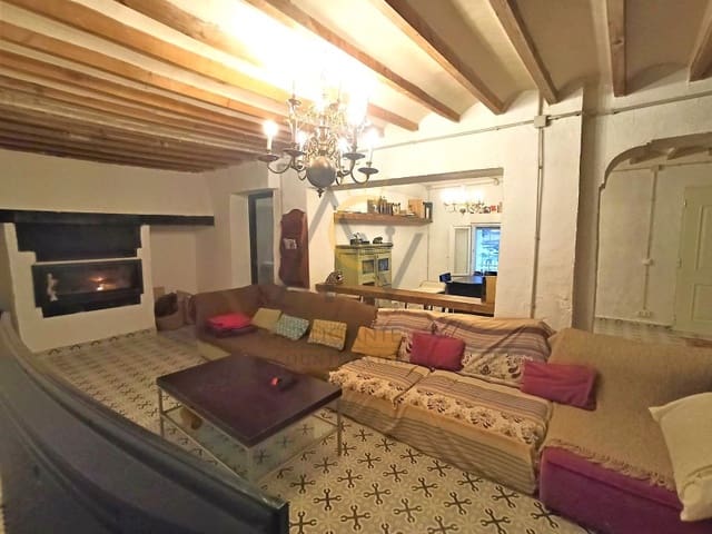 3 bedroom Townhouse for sale in Monóvar / Monóver with pool garage - € 119,900 (Ref: 6809638)