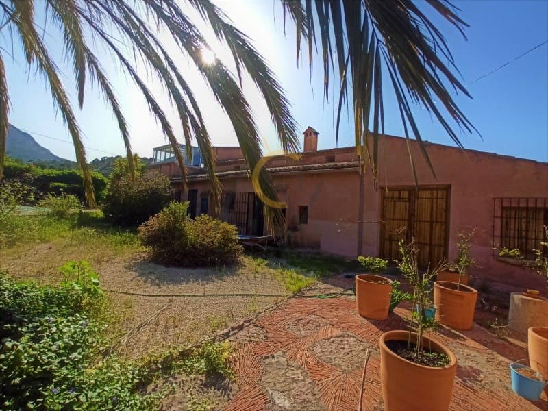 4 camera da letto Villa in vendita in La Romana con piscina garage - 295.000 € (Rif: 6894629)
