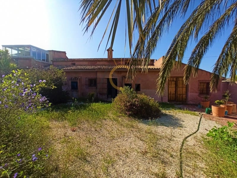 4 camera da letto Villa in vendita in La Romana con piscina garage - 295.000 € (Rif: 6894629)