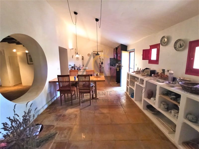 4 camera da letto Villa in vendita in La Romana con piscina garage - 295.000 € (Rif: 6894629)