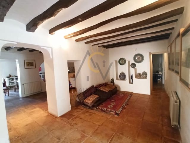 Chalet de 4 habitaciones en La Romana en venta con piscina garaje - 295.000 € (Ref: 6894629)