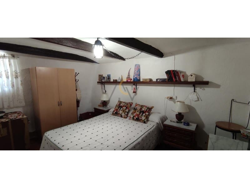 4 bedroom Finca/Country House for sale in La Romana - € 149,995 (Ref: 7005869)
