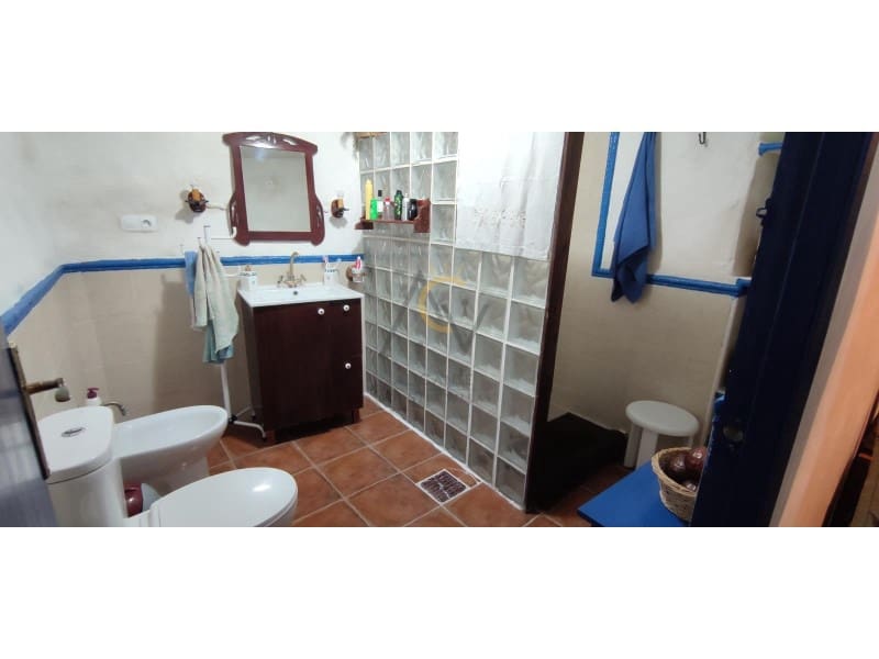 4 bedroom Finca/Country House for sale in La Romana - € 149,995 (Ref: 7005869)