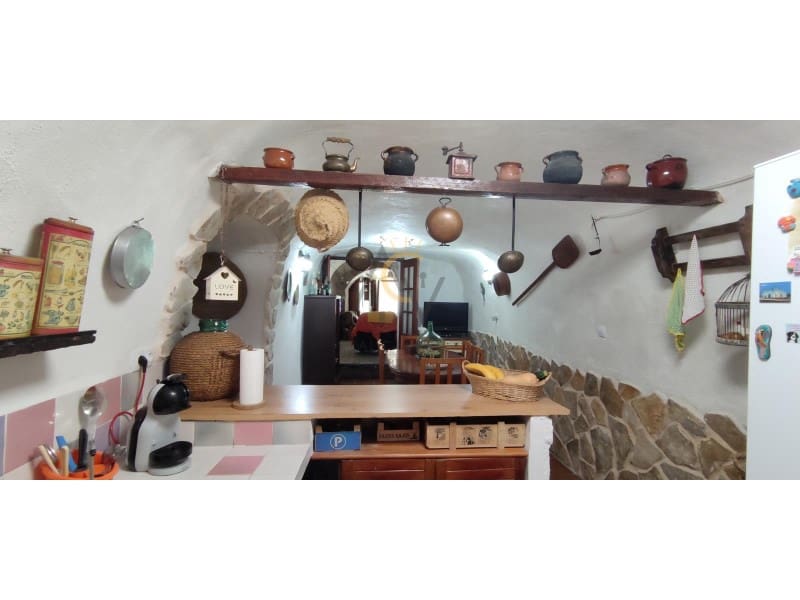 4 bedroom Finca/Country House for sale in La Romana - € 149,995 (Ref: 7005869)