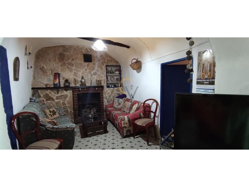 4 bedroom Finca/Country House for sale in La Romana - € 149,995 (Ref: 7005869)