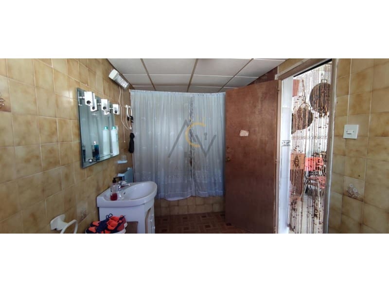 4 bedroom Finca/Country House for sale in La Romana - € 149,995 (Ref: 7005869)