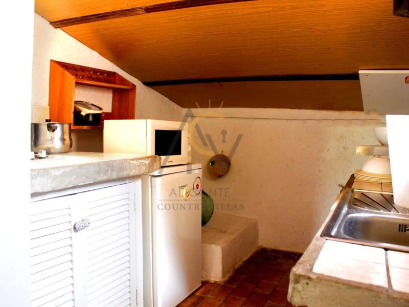 6 soverom Villa til salgs i Monforte del Cid med svømmebasseng garasje - € 415 000 (Ref: 7022040)