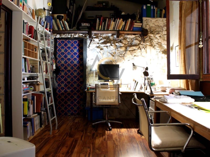 6 soverom Villa til salgs i Monforte del Cid med svømmebasseng garasje - € 415 000 (Ref: 7022040)