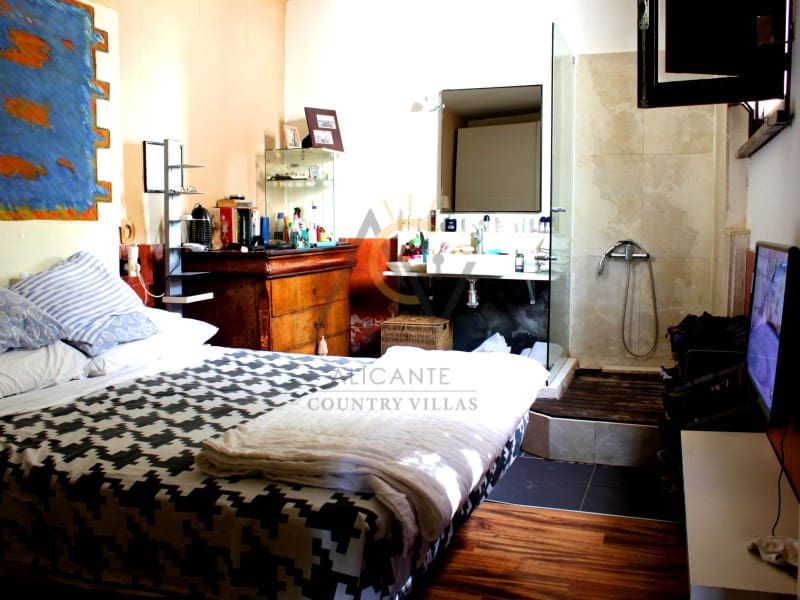 6 soverom Villa til salgs i Monforte del Cid med svømmebasseng garasje - € 415 000 (Ref: 7022040)