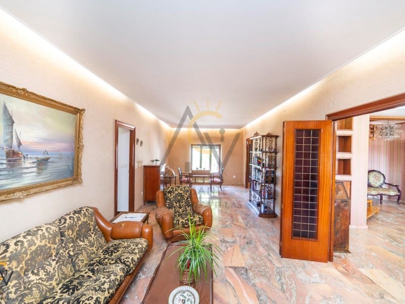 6 bedroom Villa for sale in Monovar / Monover with pool garage - € 450,000 (Ref: 7077956)