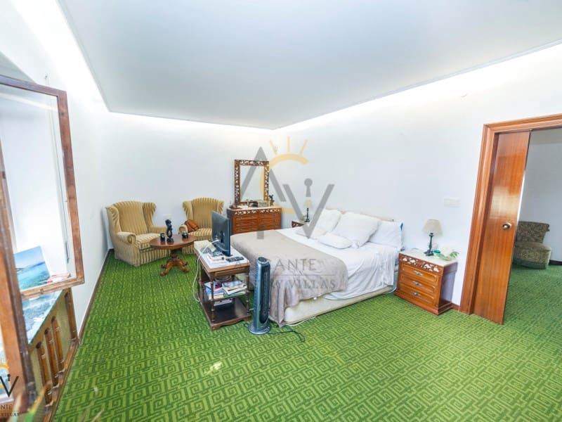 6 bedroom Villa for sale in Monovar / Monover with pool garage - € 450,000 (Ref: 7077956)