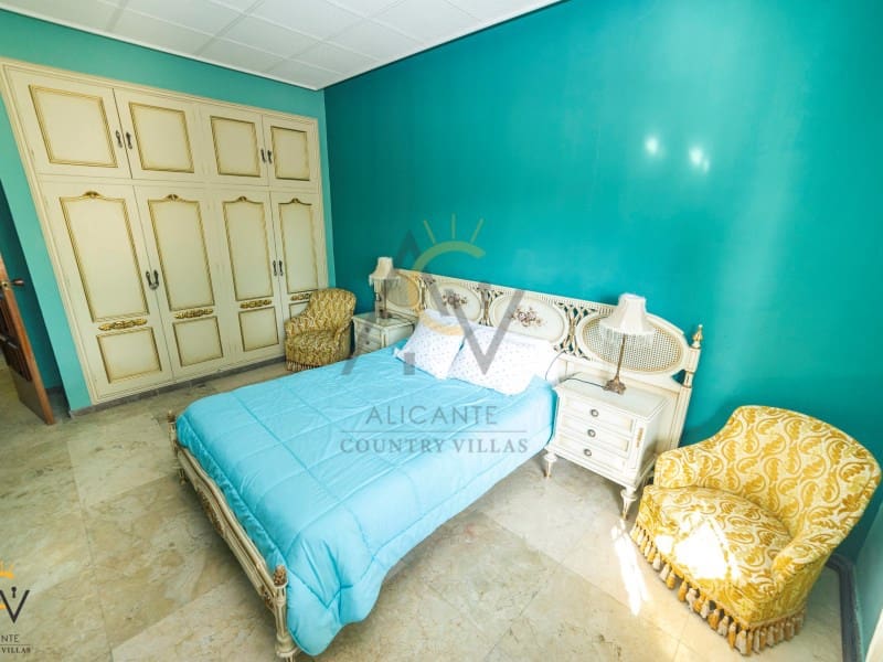 6 bedroom Villa for sale in Monovar / Monover with pool garage - € 450,000 (Ref: 7077956)