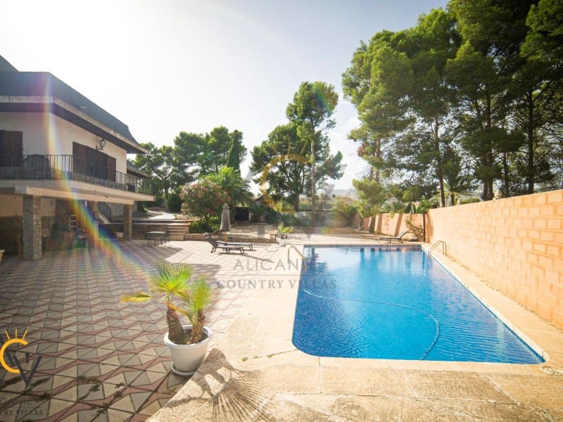 6 bedroom Villa for sale in Monovar / Monover with pool garage - € 450,000 (Ref: 7077956)