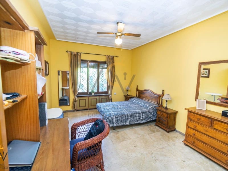 6 bedroom Villa for sale in Monovar / Monover with pool garage - € 450,000 (Ref: 7077956)