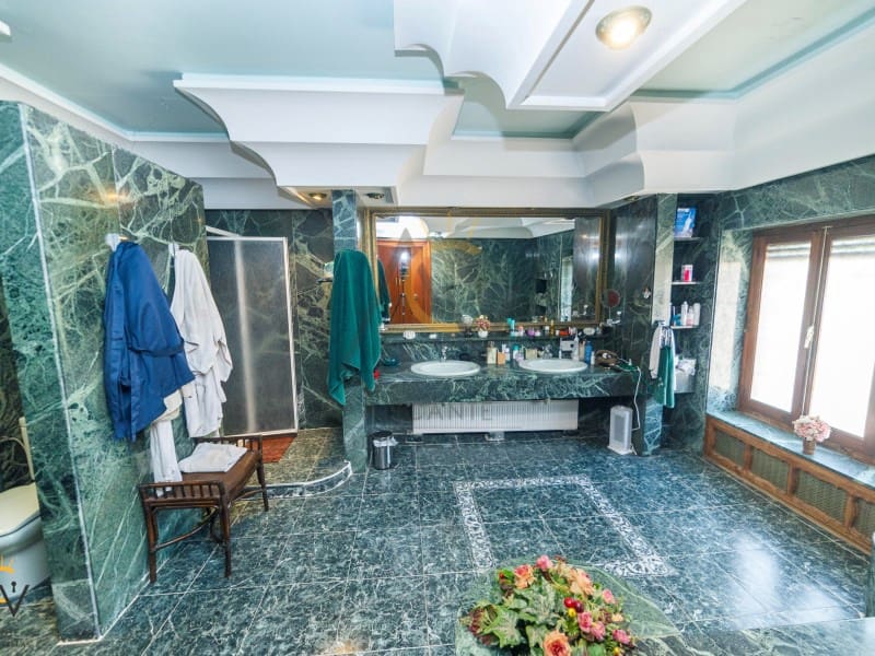 6 bedroom Villa for sale in Monovar / Monover with pool garage - € 450,000 (Ref: 7077956)