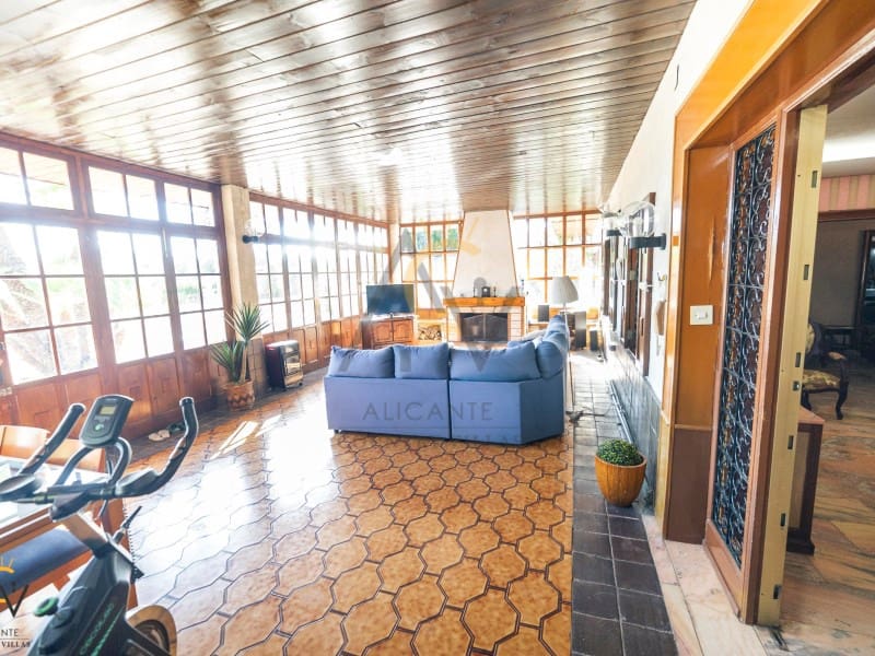 6 bedroom Villa for sale in Monovar / Monover with pool garage - € 450,000 (Ref: 7077956)