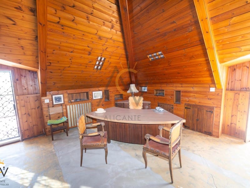 6 bedroom Villa for sale in Monovar / Monover with pool garage - € 450,000 (Ref: 7077956)