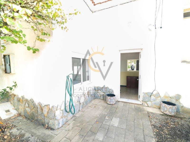 6 bedroom Villa for sale in Monovar / Monover with pool garage - € 450,000 (Ref: 7077956)