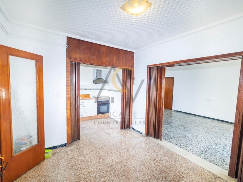 6 bedroom Villa for sale in Monovar / Monover with pool garage - € 450,000 (Ref: 7077956)