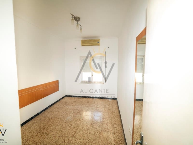 6 bedroom Villa for sale in Monovar / Monover with pool garage - € 450,000 (Ref: 7077956)