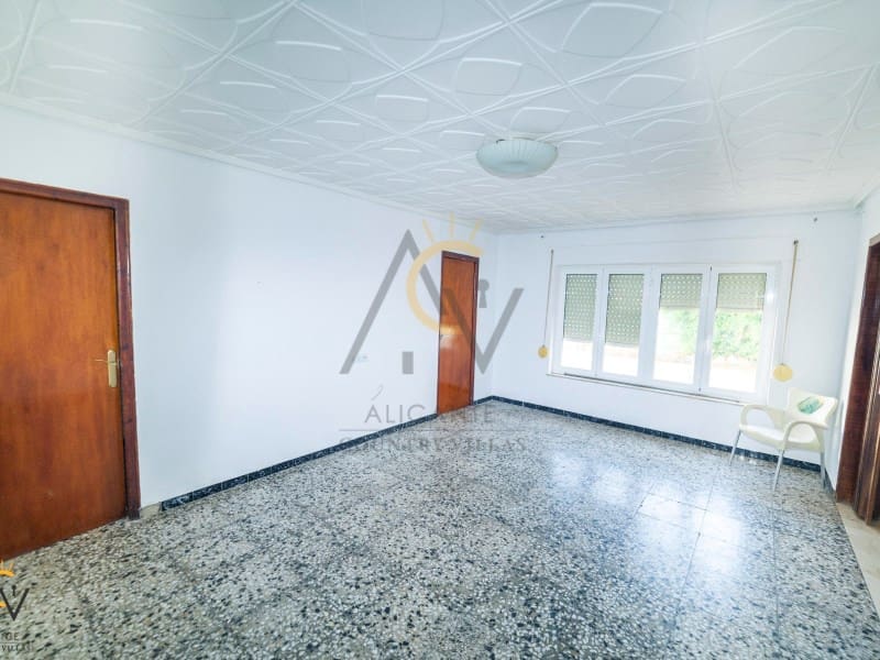 6 bedroom Villa for sale in Monovar / Monover with pool garage - € 450,000 (Ref: 7077956)