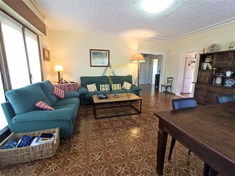 4 bedroom Villa for sale in Aspe with garage - € 349,000 (Ref: 7117208)