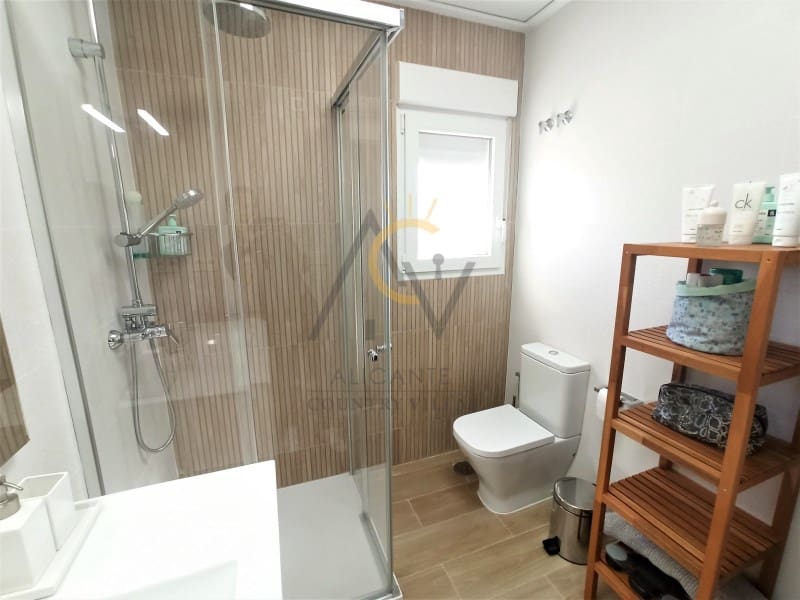 4 bedroom Villa for sale in Aspe with garage - € 349,000 (Ref: 7117208)