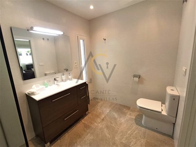 4 bedroom Villa for sale in Aspe with garage - € 349,000 (Ref: 7117208)