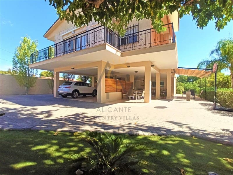 4 bedroom Villa for sale in Aspe with garage - € 349,000 (Ref: 7117208)