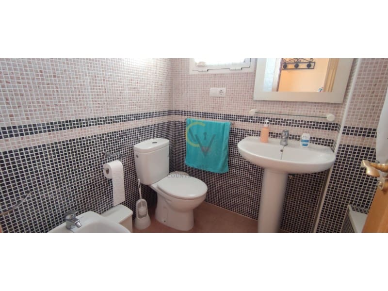 2 soveværelse Lejlighed til salg i Pinoso - € 105.995 (Ref: 7534896)