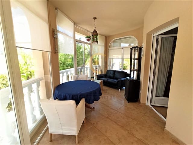 4 camera da letto Villa in vendita in La Romana con piscina garage - 324.995 € (Rif: 7564003)