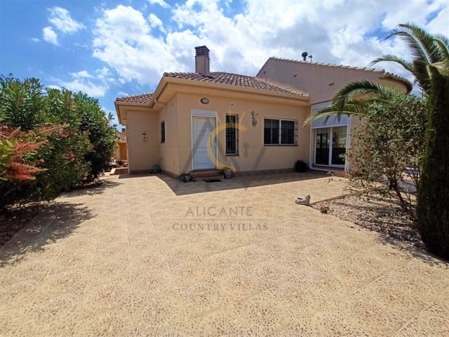 4 camera da letto Villa in vendita in La Romana con piscina garage - 324.995 € (Rif: 7564003)