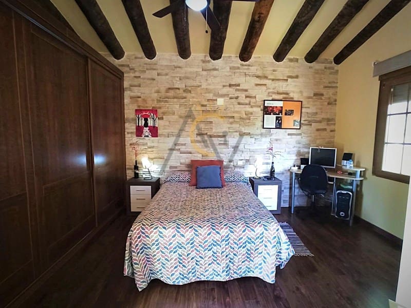 3 soveværelse Finca/Landehus til salg i Novelda - € 269.990 (Ref: 7630422)