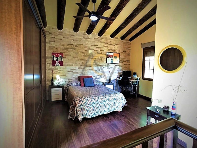 3 soveværelse Finca/Landehus til salg i Novelda - € 269.990 (Ref: 7630422)