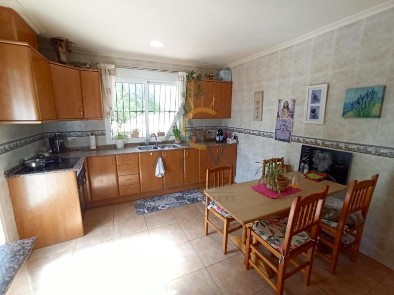 3 Zimmer Villa zu verkaufen in Hondon de las Nieves mit Pool Garage - 339.500 € (Ref: 7768071)