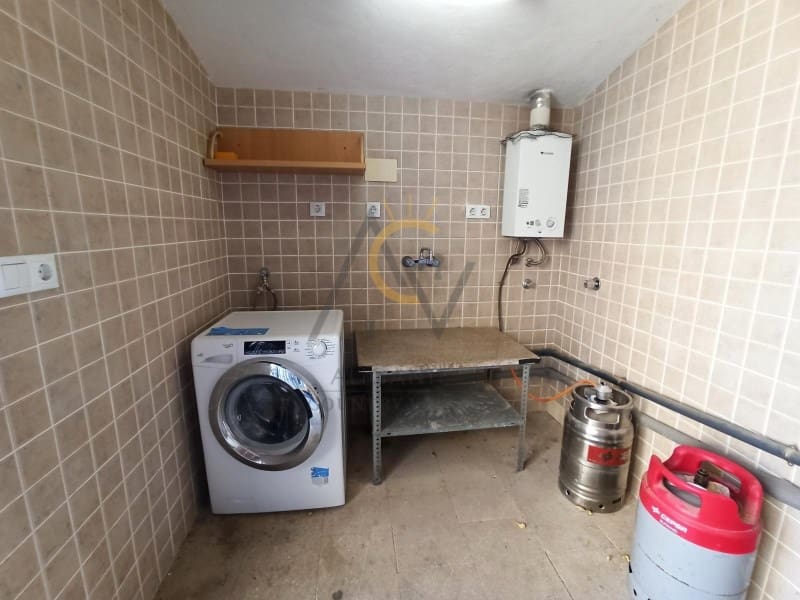 4 chambre Villa/Maison à vendre à La Romana avec piscine garage - 360 000 € (Ref: 7934084)