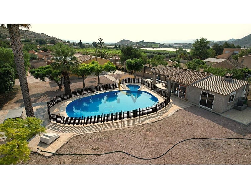 4 chambre Villa/Maison à vendre à La Romana avec piscine garage - 360 000 € (Ref: 7934084)