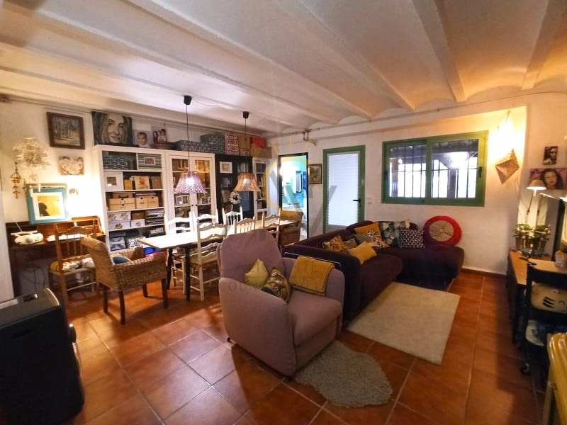 3 bedroom Finca/Country House for sale in Pinoso - € 149,900 (Ref: 8045556)