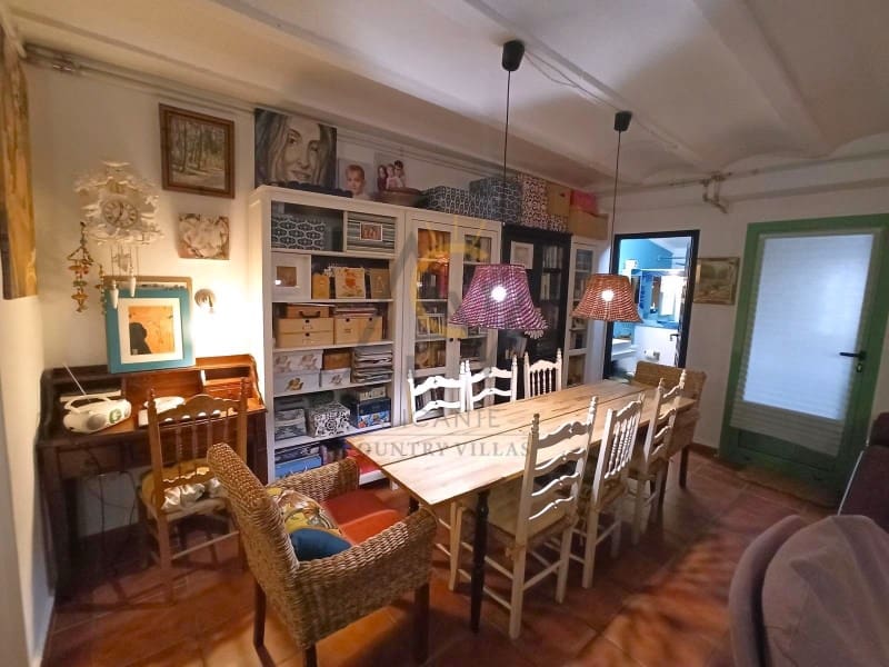 3 bedroom Finca/Country House for sale in Pinoso - € 149,900 (Ref: 8045556)